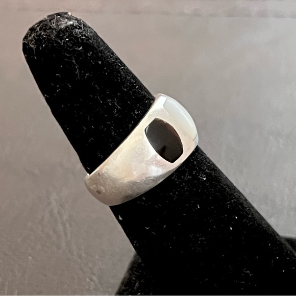 Vintage sterling silver 925 black onyx and mother of pearl ring Size 5.75 - Picture 6 of 10